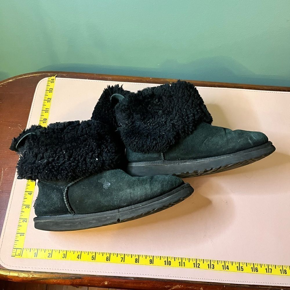 UGG Black Boots With BowsโSize 8 WORNโUSED
